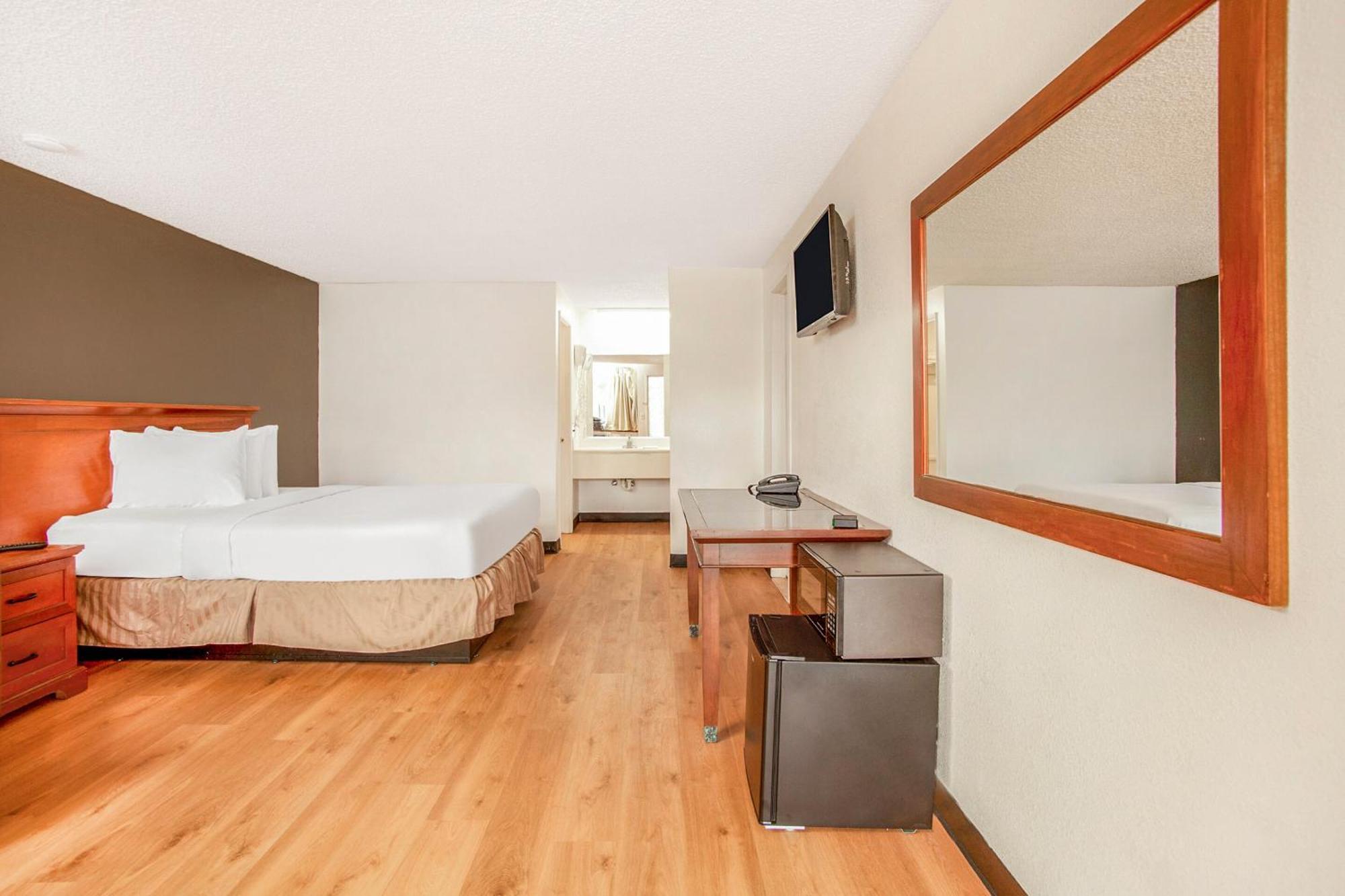 Oyo Hotel Сентрейлия Экстерьер фото